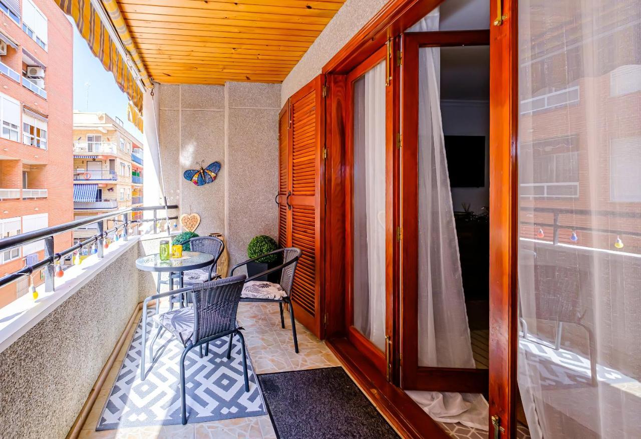 Apartament Alexandro'S Apartment Torrevieja Exterior photo